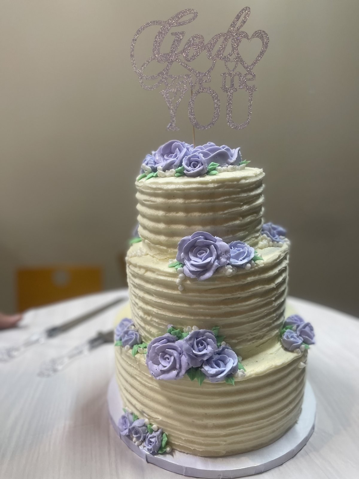 Lavender rose wedding tiers