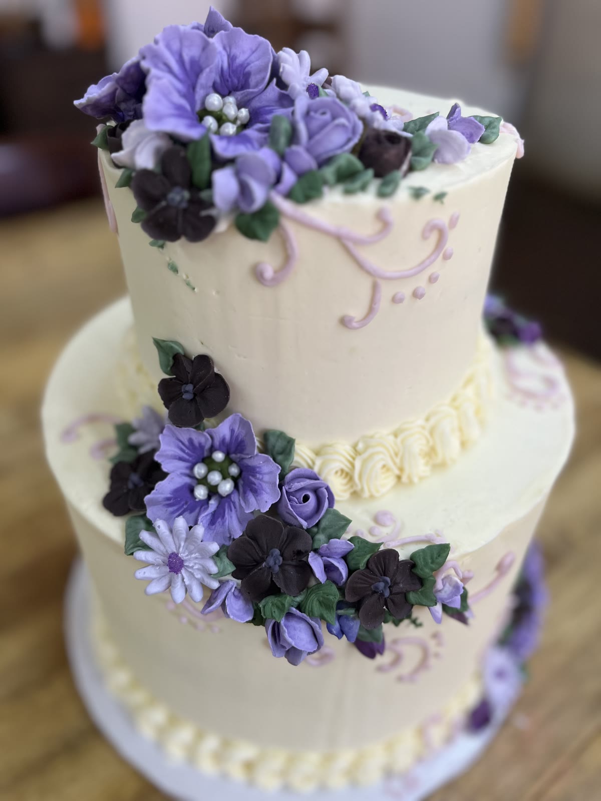 Custom cake by BeBop's
