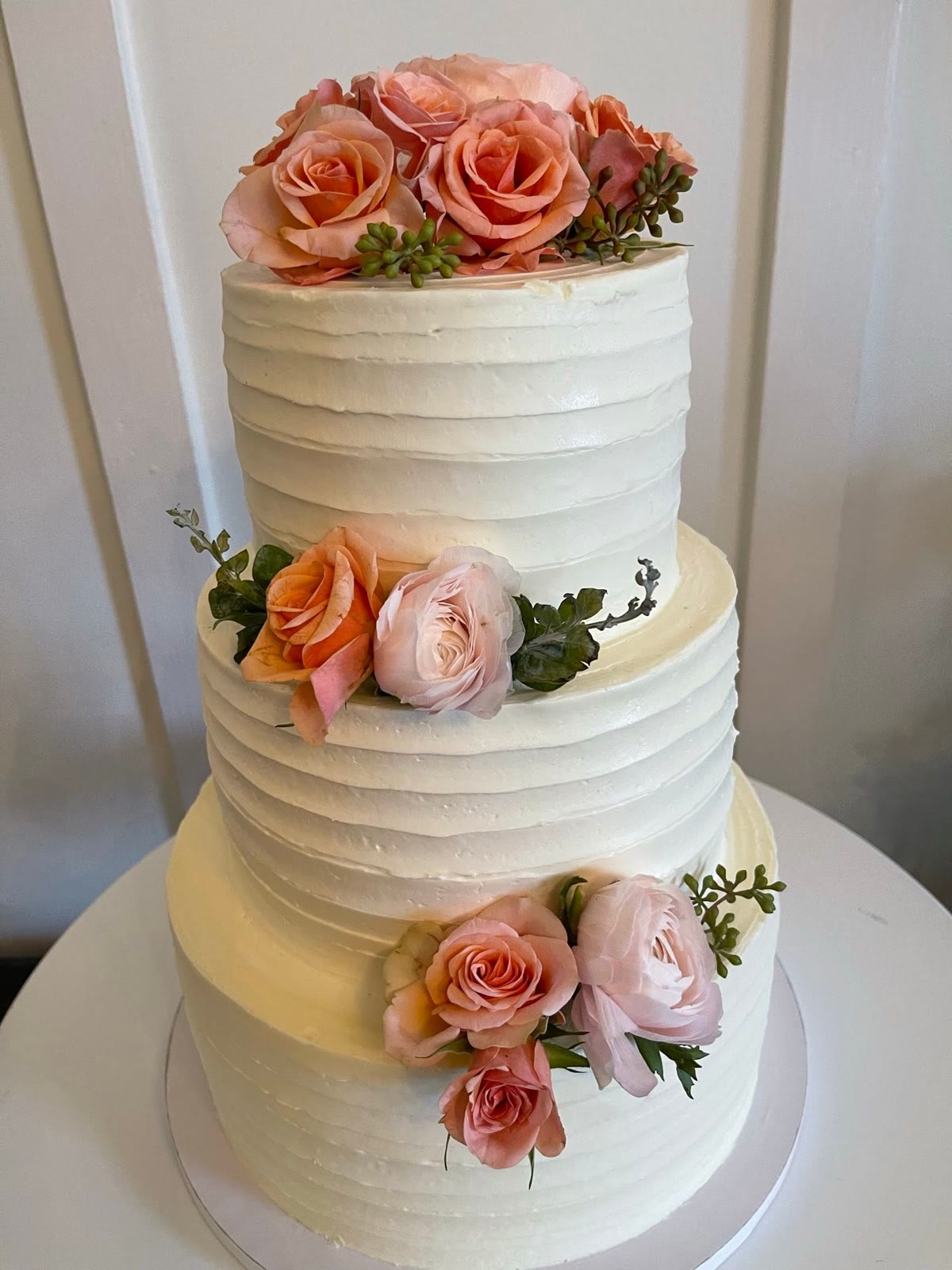 Custom cake by BeBop's