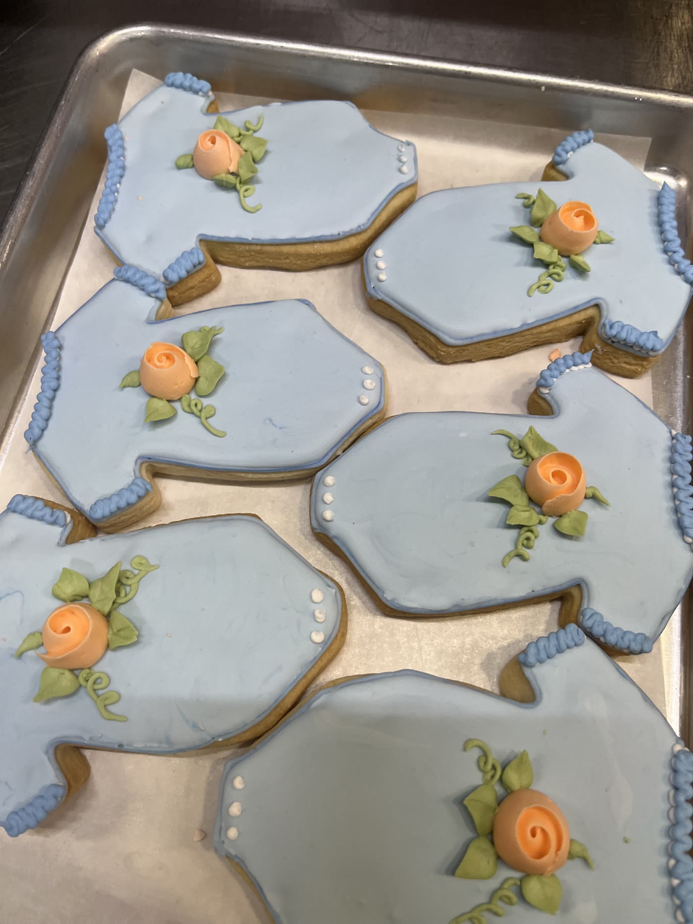 Royal iced cookie